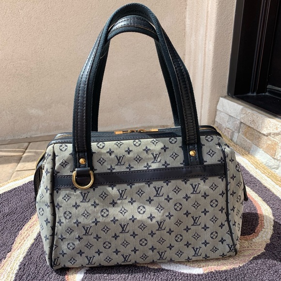 Louis Vuitton Monogram Lin Josephine PM Canvas. - Picture 4 of 9